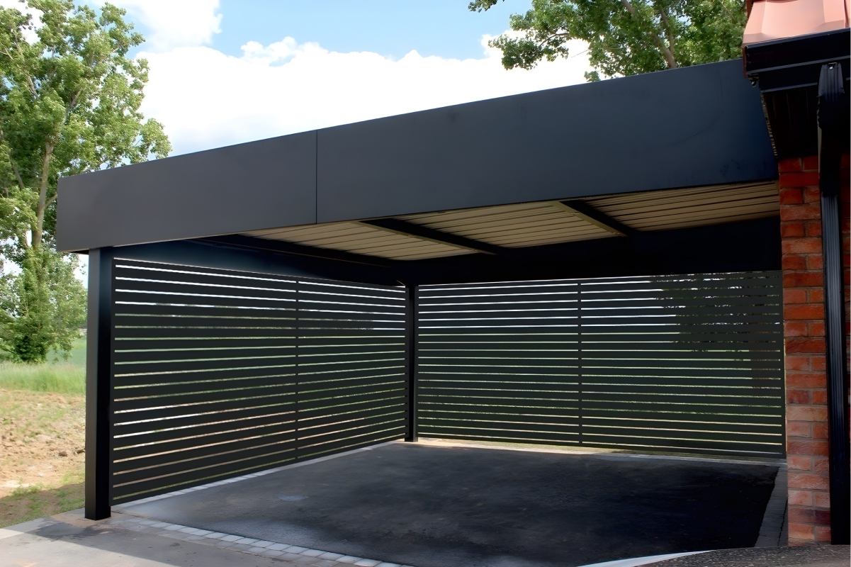 Хай-тек автонавес из поликарбоната для машин Односкатный автонавес из поликарбоната в стиле хай-тек для автомобиля с закрытыми боковинами